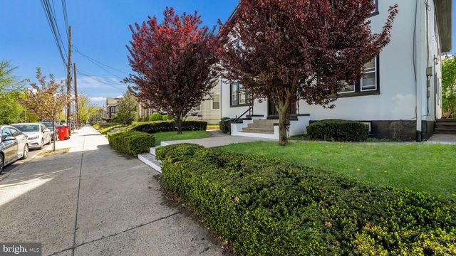 210 POND ST, Bristol, PA 19007