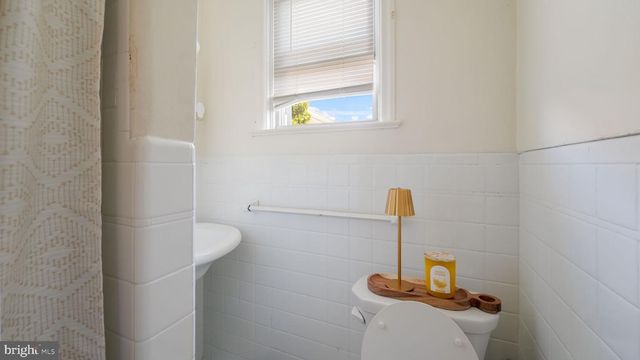 210 POND ST, Bristol, PA 19007