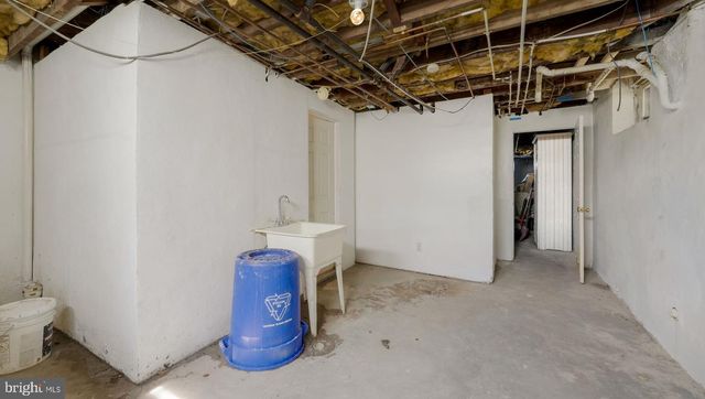 210 POND ST, Bristol, PA 19007