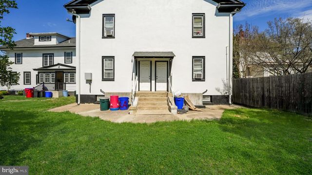 210 POND ST, Bristol, PA 19007