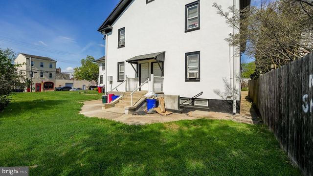 210 POND ST, Bristol, PA 19007