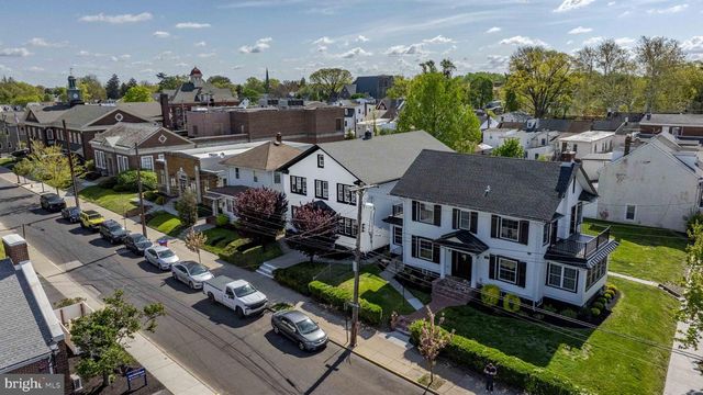 210 POND ST, Bristol, PA 19007