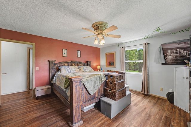 16698 Harmon Road, Fayetteville, AR 72704