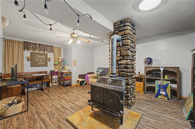 16698 Harmon Road, Fayetteville, AR 72704