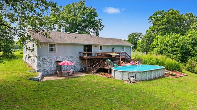 16698 Harmon Road, Fayetteville, AR 72704