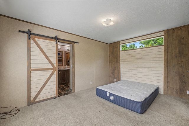 16698 Harmon Road, Fayetteville, AR 72704