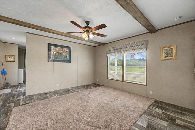 16698 Harmon Road, Fayetteville, AR 72704