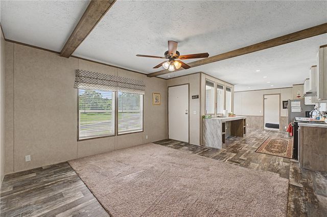 16698 Harmon Road, Fayetteville, AR 72704