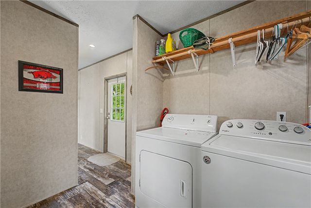 16698 Harmon Road, Fayetteville, AR 72704
