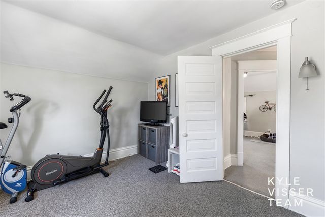 622 Gladstone Drive, East Grand Rapids, MI 49506