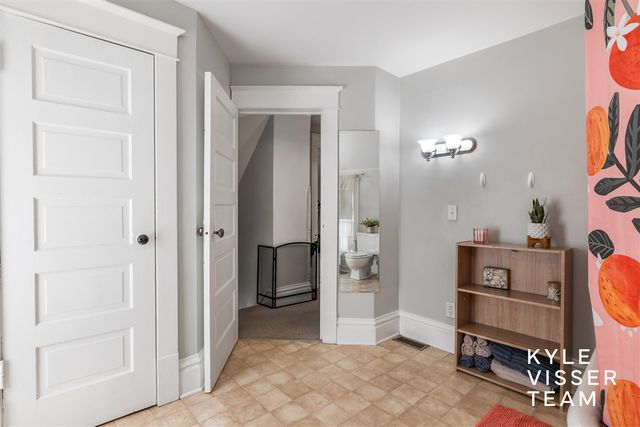 622 Gladstone Drive, East Grand Rapids, MI 49506