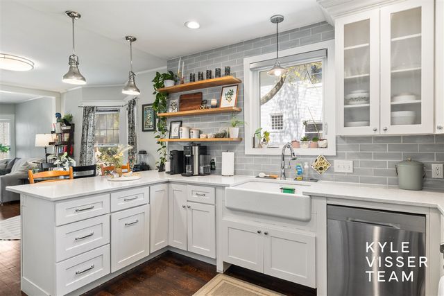 622 Gladstone Drive, East Grand Rapids, MI 49506