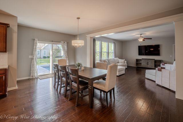 1305 Lance Avenue, Elburn, IL 60119
