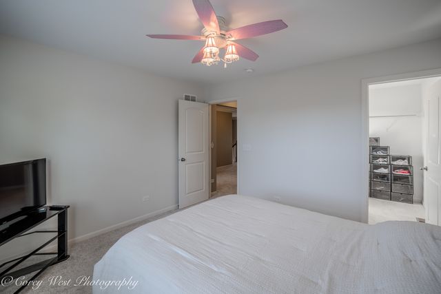 1305 Lance Avenue, Elburn, IL 60119