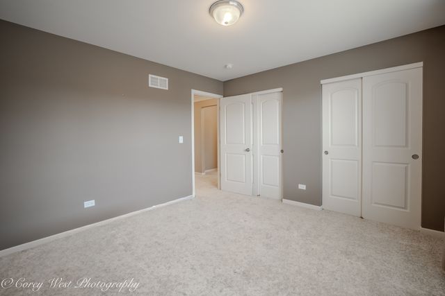 1305 Lance Avenue, Elburn, IL 60119