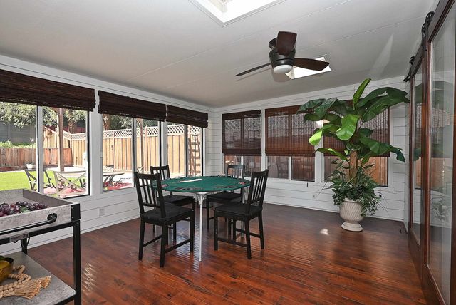 1128 Larkspur Dr, Livermore, CA 94551