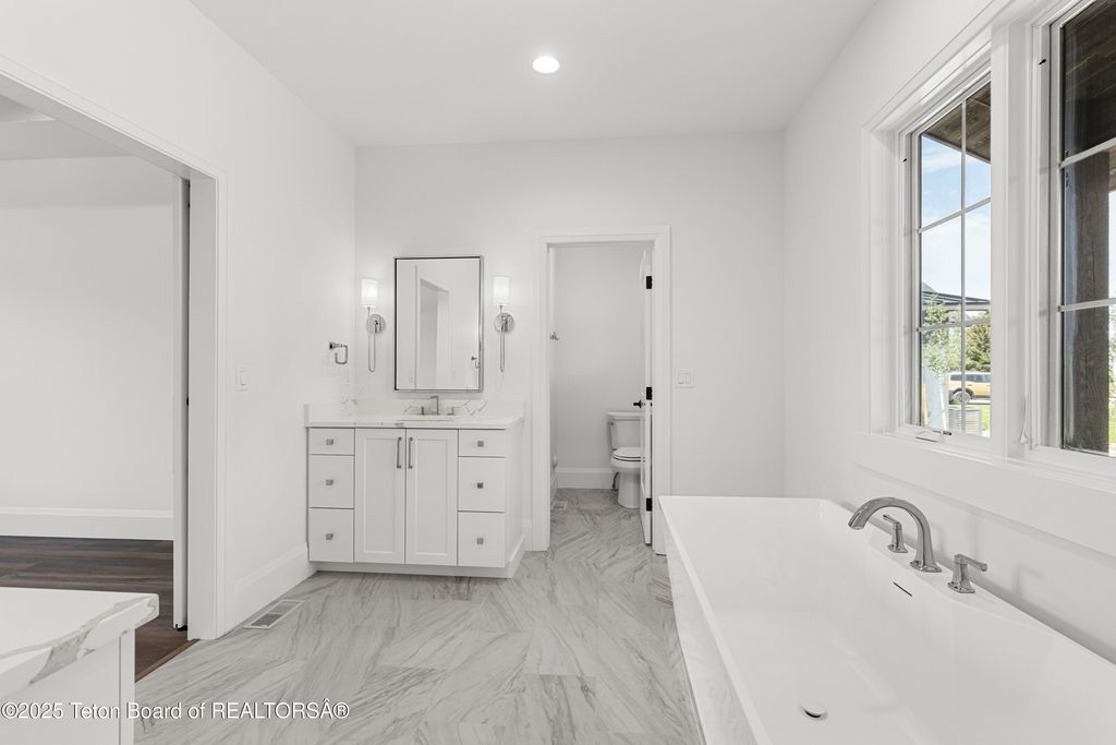 555 SILVER FOX Lane, Victor, ID 83455 photo 24