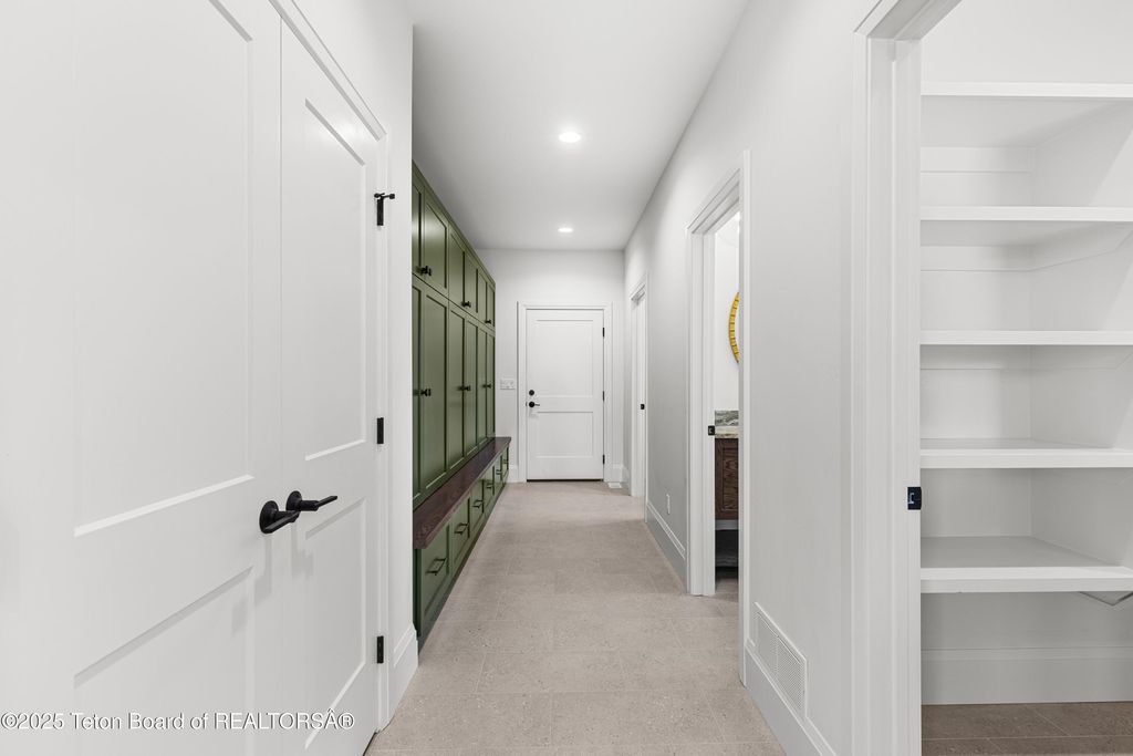 555 SILVER FOX Lane, Victor, ID 83455 photo 35