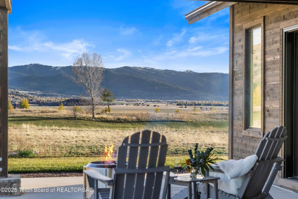 555 SILVER FOX Lane, Victor, ID 83455 photo 41