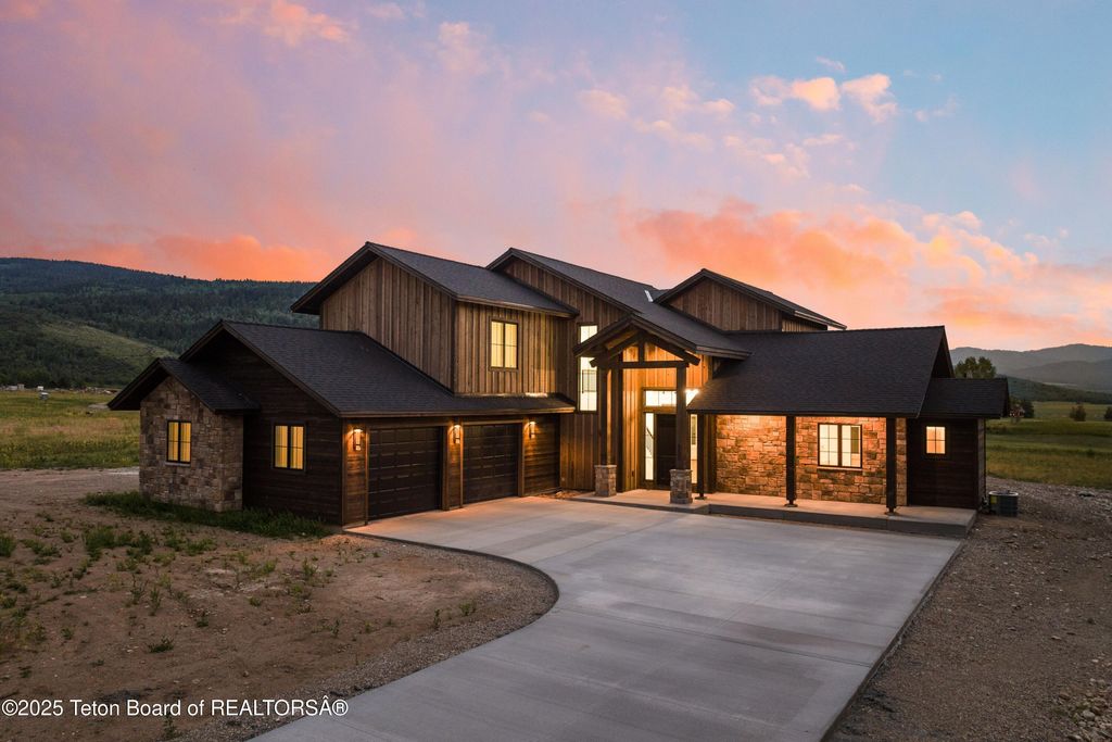 555 SILVER FOX Lane, Victor, ID 83455 photo 49