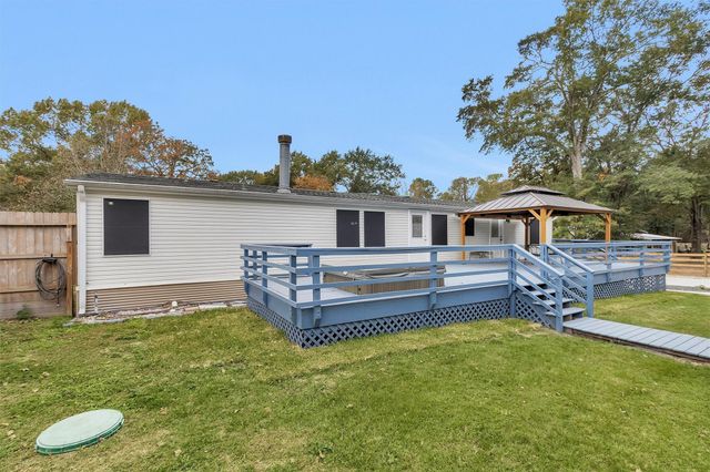 4621 Price Road, Montgomery, TX 77316