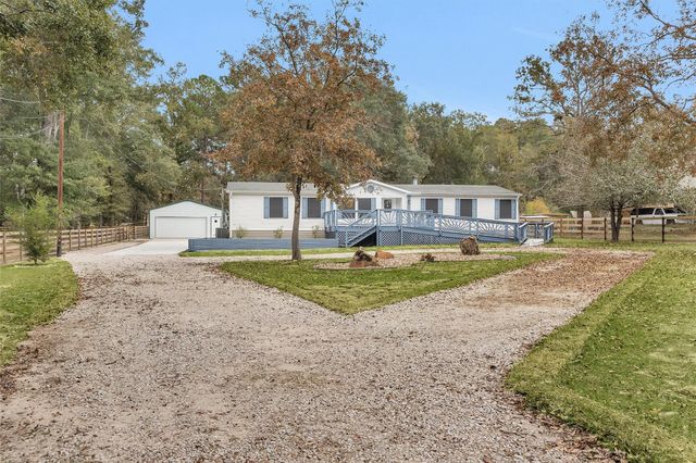 4621 Price Road, Montgomery, TX 77316