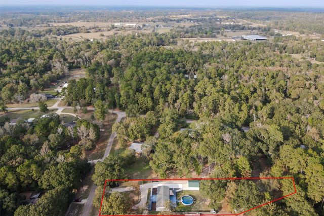 4621 Price Road, Montgomery, TX 77316