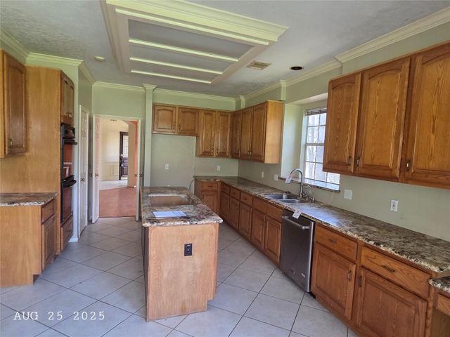 34 N Copperknoll Circle, Spring, TX 77381