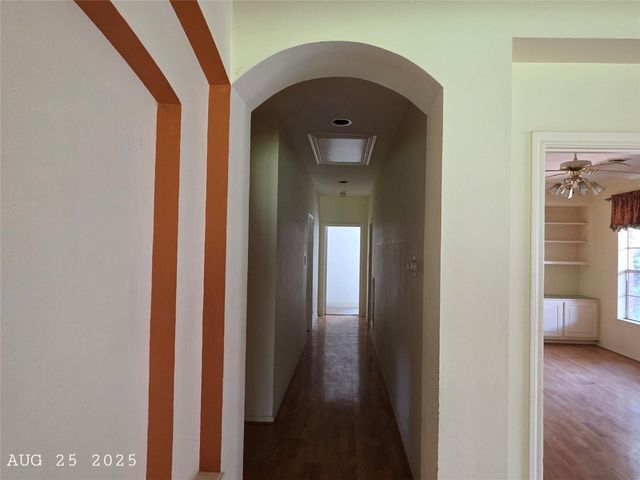 34 N Copperknoll Circle, Spring, TX 77381