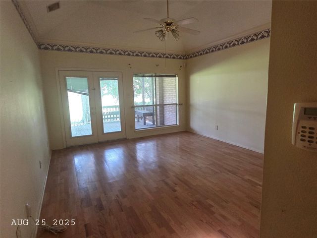 34 N Copperknoll Circle, Spring, TX 77381