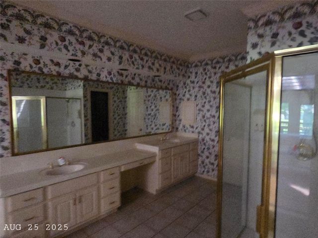 34 N Copperknoll Circle, Spring, TX 77381