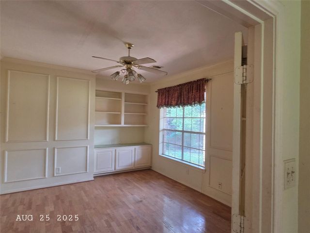34 N Copperknoll Circle, Spring, TX 77381