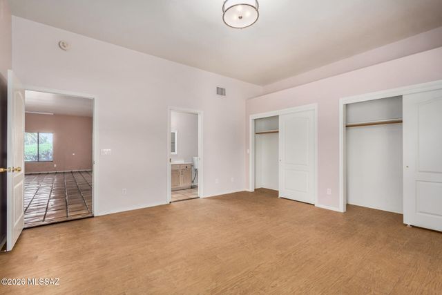 7 W Roma Drive, Tucson, AZ 85737