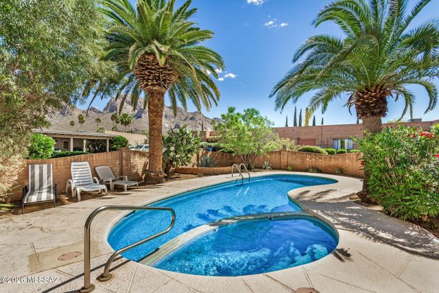 7 W Roma Drive, Tucson, AZ 85737
