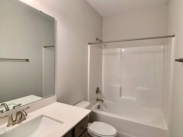 130 Henhouse Court, Zebulon, NC 27597