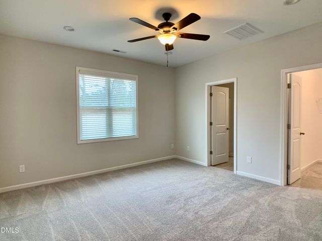 130 Henhouse Court, Zebulon, NC 27597