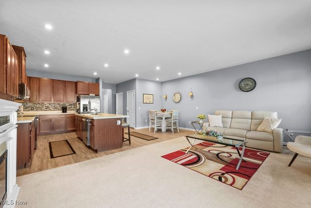 1121 Meadow Run, Copley, OH 44321