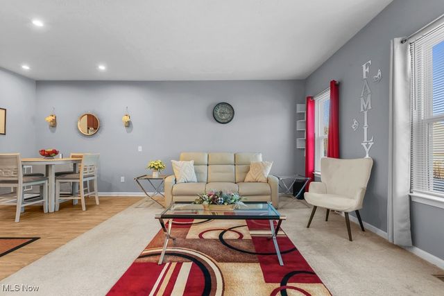 1121 Meadow Run, Copley, OH 44321