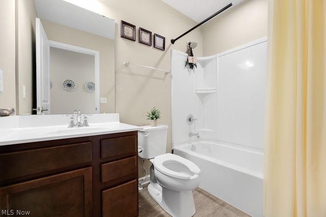 1121 Meadow Run, Copley, OH 44321