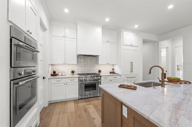 10 W HARVARD STREET, Orlando, FL 32804