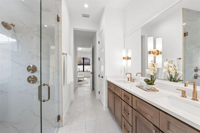 10 W HARVARD STREET, Orlando, FL 32804