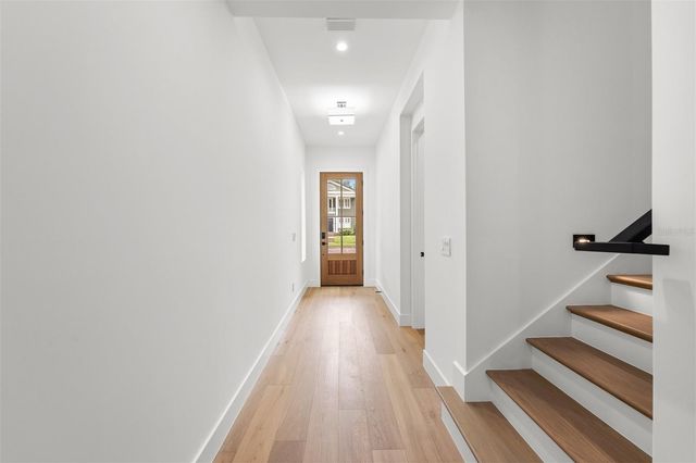 10 W HARVARD STREET, Orlando, FL 32804
