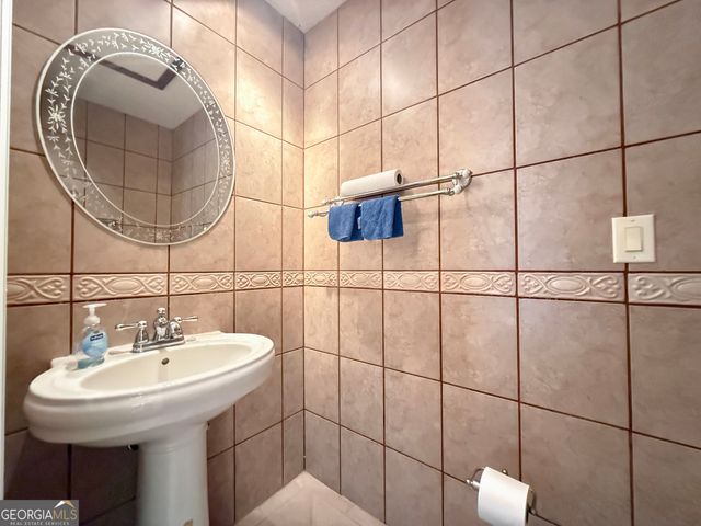 81 Mariners Drive NE, Milledgeville, GA 31061