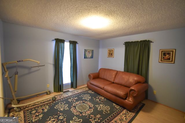 81 Mariners Drive NE, Milledgeville, GA 31061