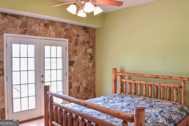 81 Mariners Drive NE, Milledgeville, GA 31061