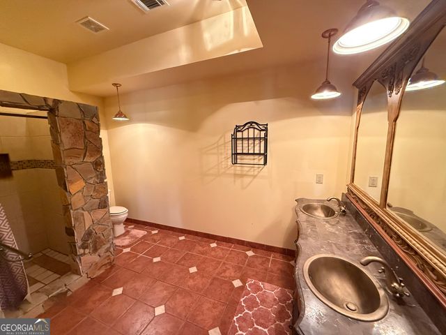 81 Mariners Drive NE, Milledgeville, GA 31061