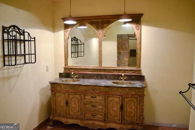 81 Mariners Drive NE, Milledgeville, GA 31061