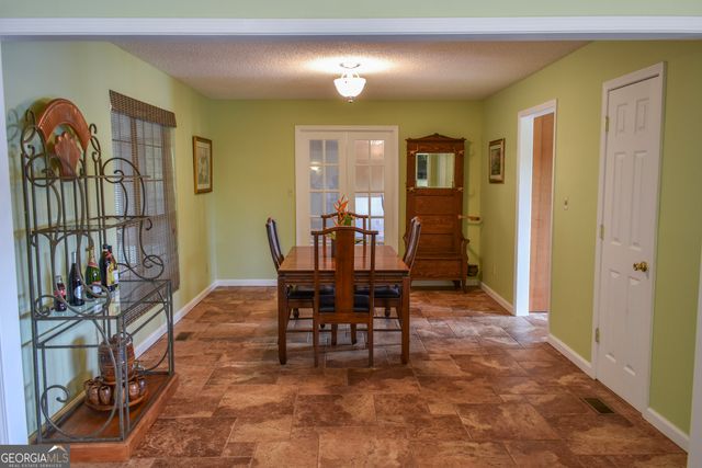 81 Mariners Drive NE, Milledgeville, GA 31061