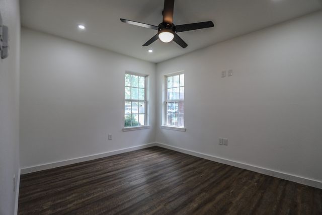 727 Royal Crest Drive, Mesquite, TX 75149