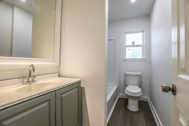 727 Royal Crest Drive, Mesquite, TX 75149